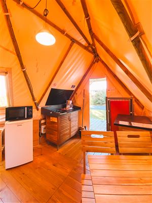 Tipi-camping-de-la-geres-la-rochelle